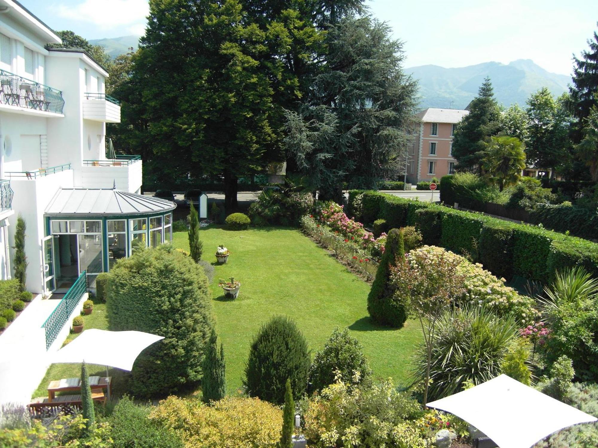 Logis Hotel Le Miramont Argelès-Gazost Zewnętrze zdjęcie