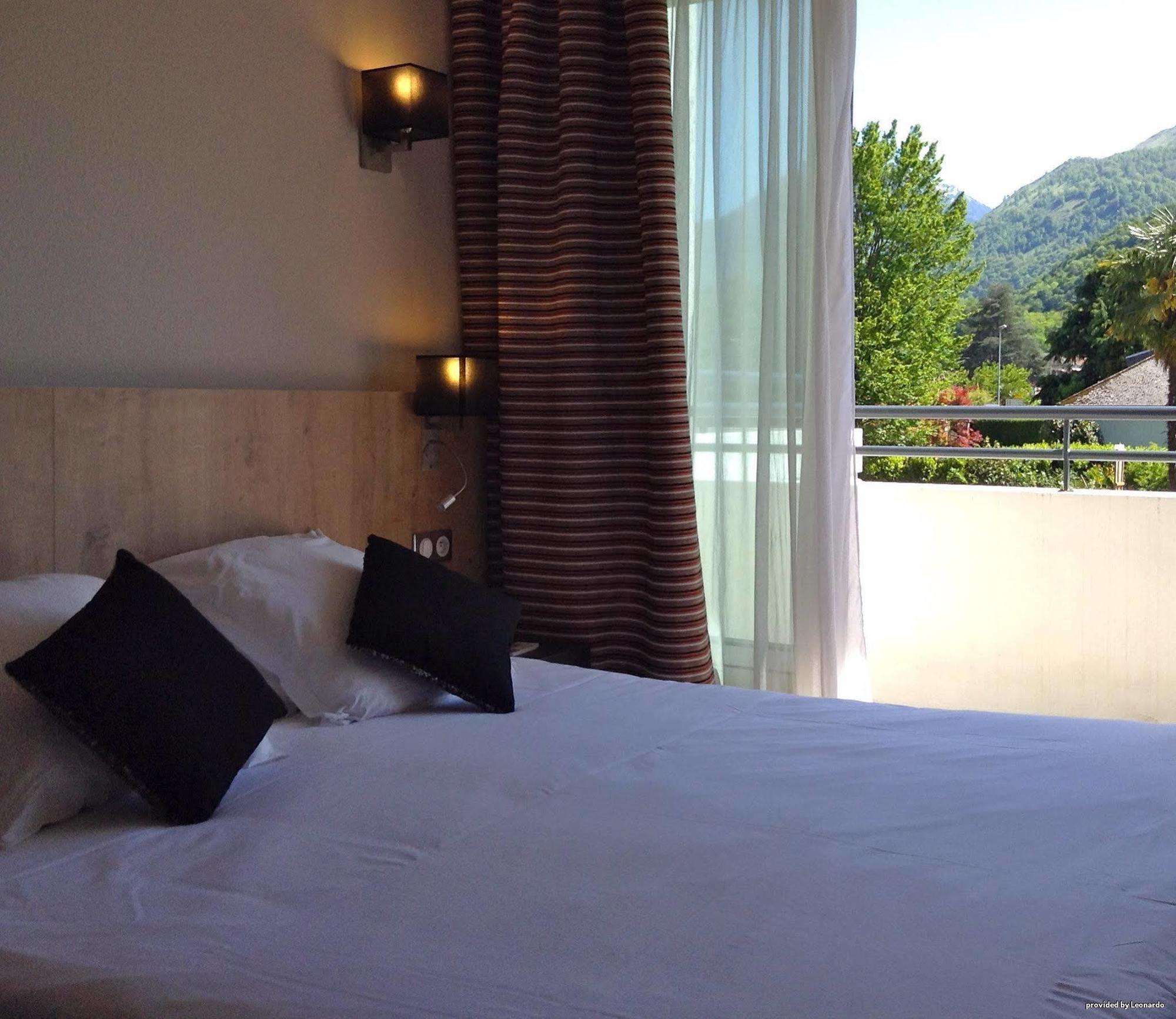 Logis Hotel Le Miramont Argelès-Gazost Zewnętrze zdjęcie